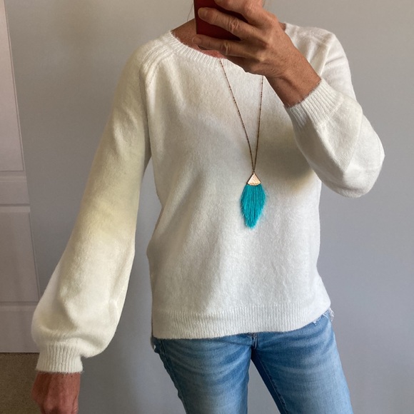 White Long Sleeve Crew Neck Sweater - Picture 4 of 10